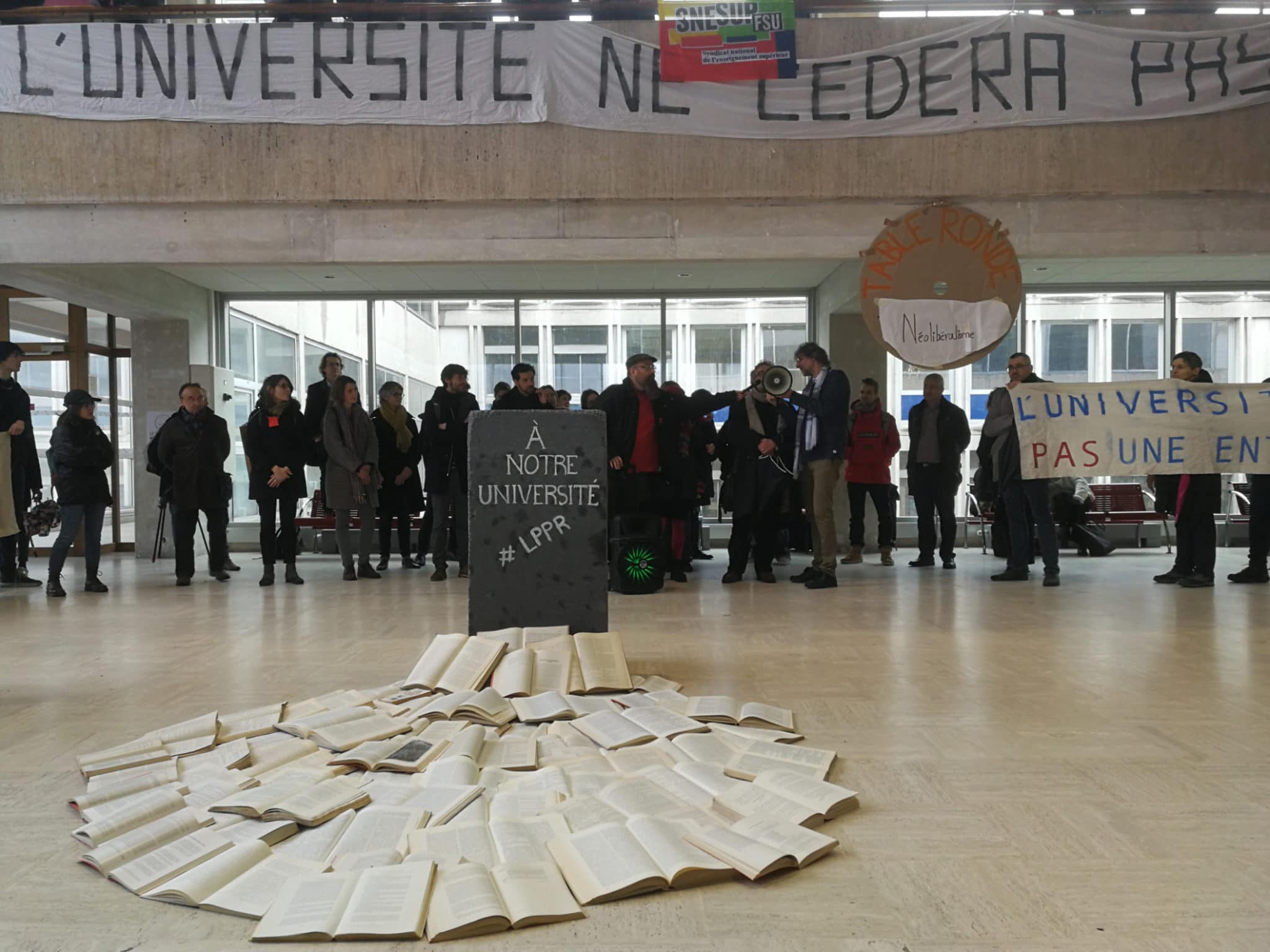 À l’Université de Strasbourg, une mobilisation contre la recherche par à-coups