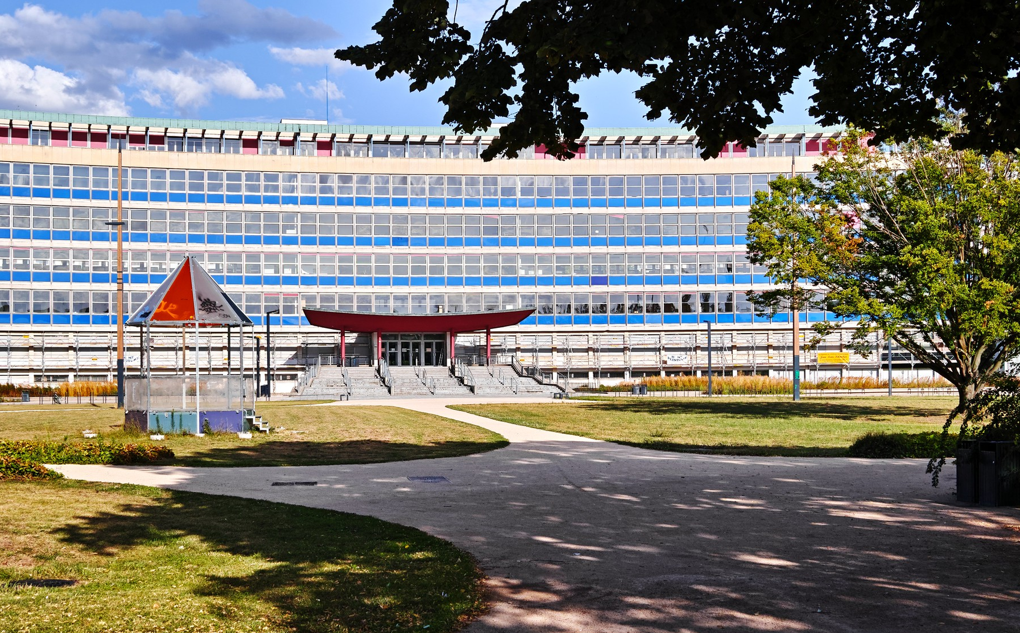 Pendant la crise sanitaire, une campagne de dons inédite pour les étudiants et les soignants