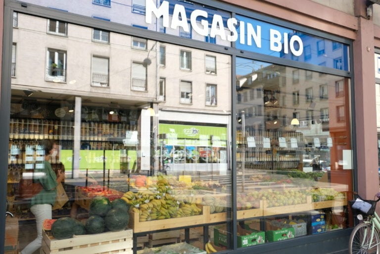 Chez Biocoop Coquelicot, produits équitables, management capitaliste