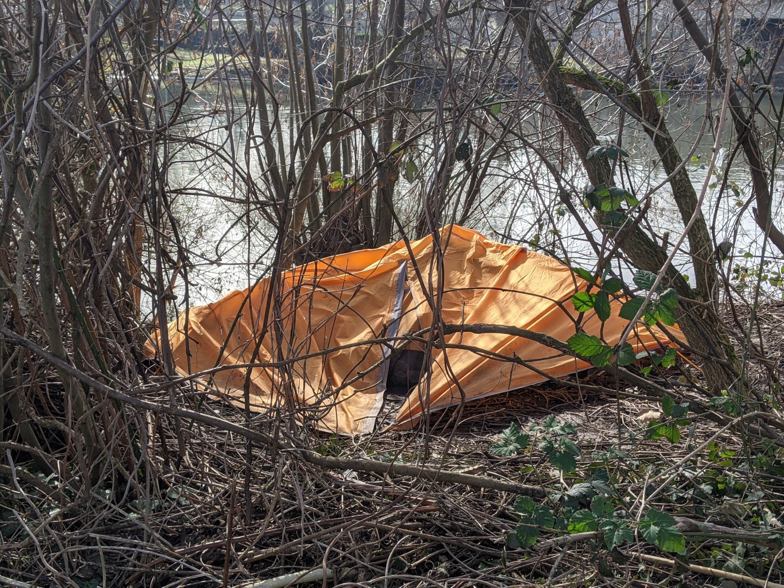 Des associations déplorent un manque d’hébergement, de toilettes et de lieux de répit pour les sans-abri