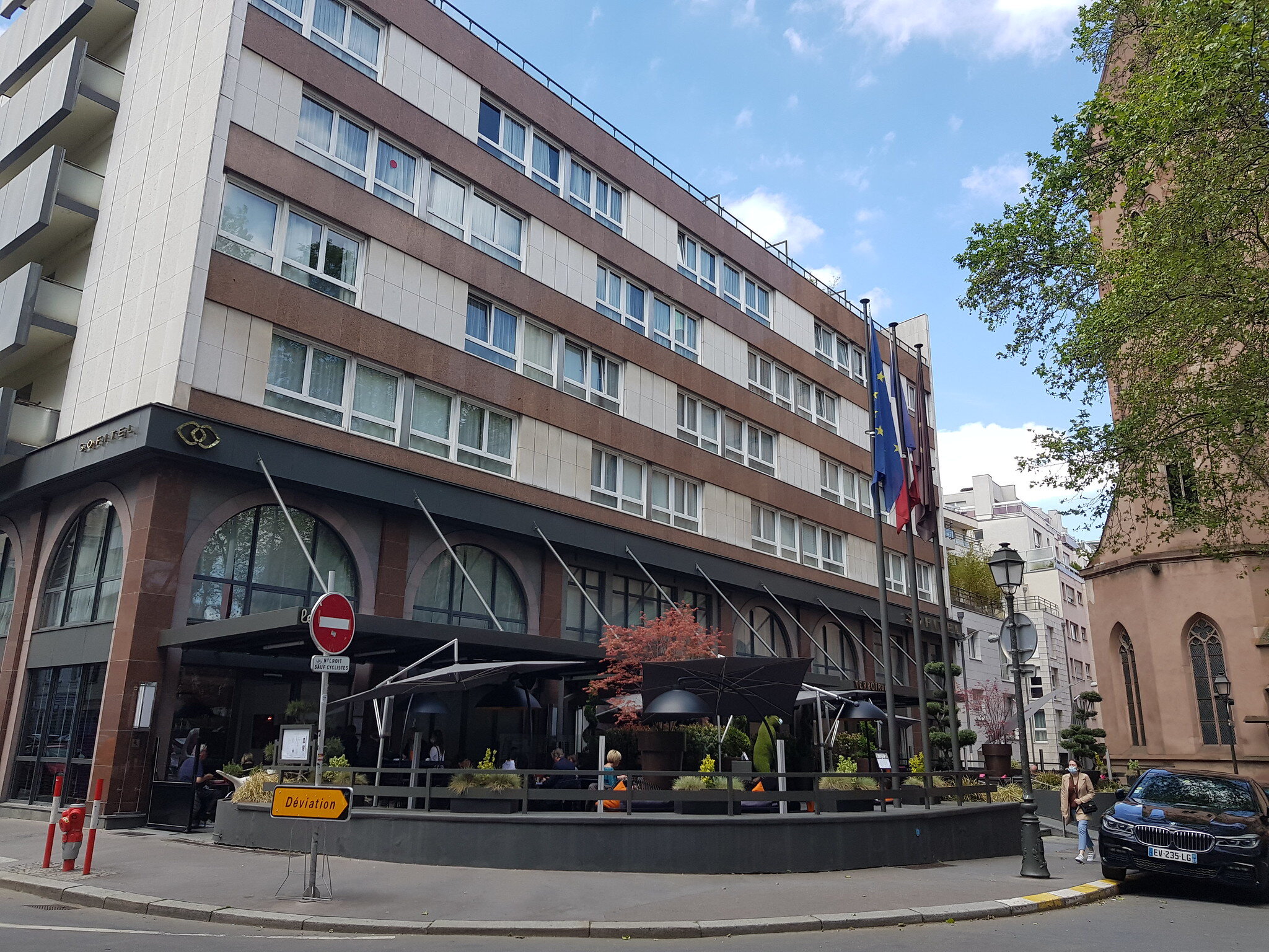 À vendre : hôtel Sofitel 5 étoiles, dans quartier historique de Strasbourg, discrétion demandée