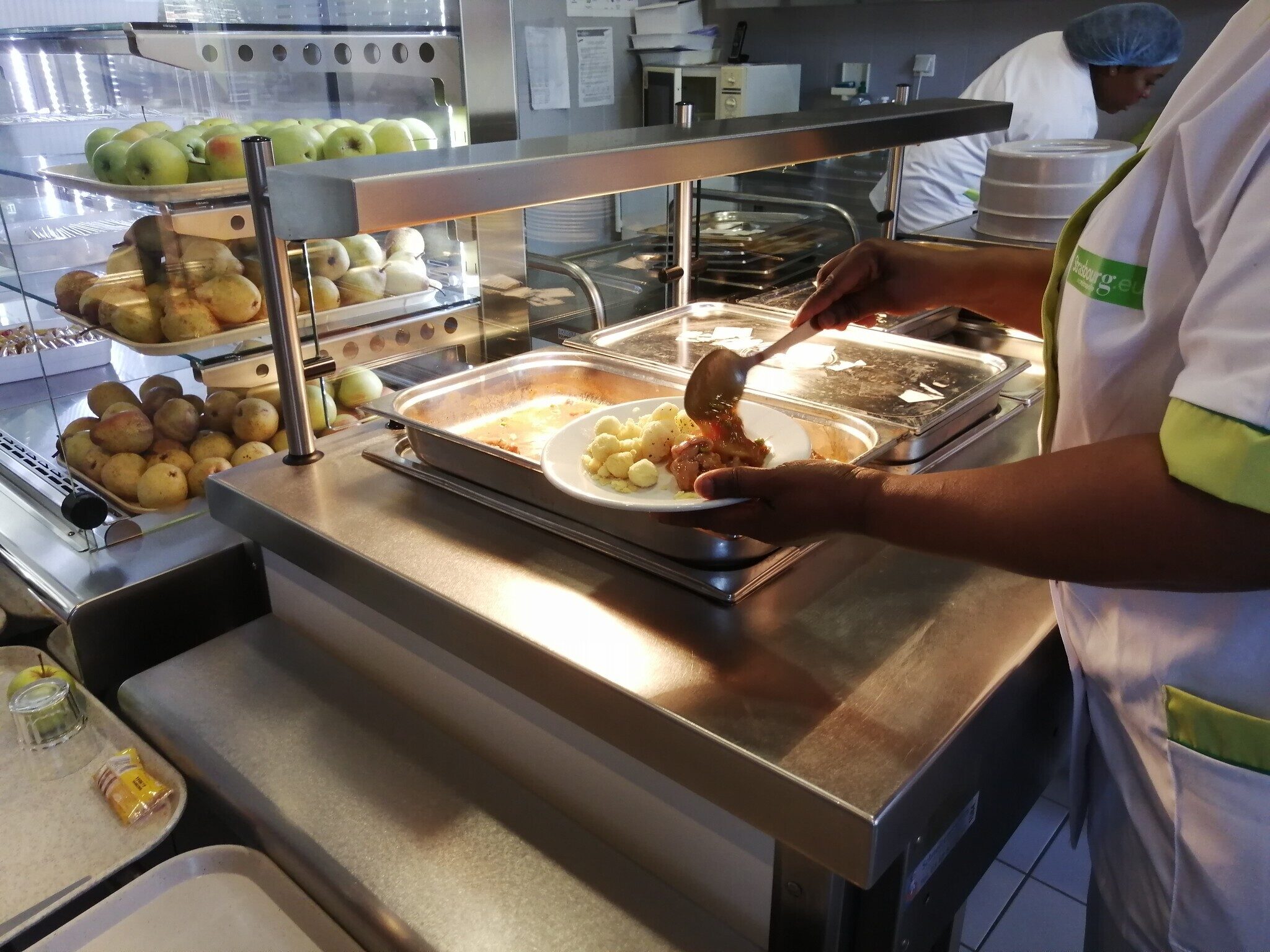 Pourquoi les fermetures des cantines scolaires de Strasbourg sont récurrentes