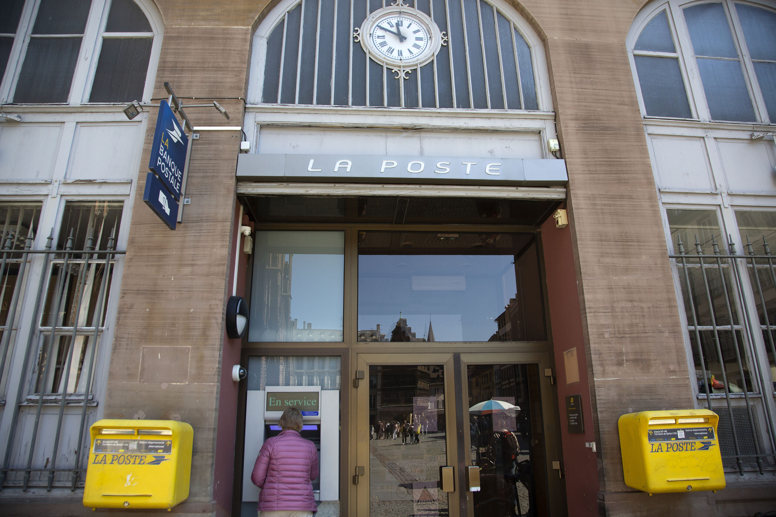 Le bureau de Poste place de la Cathédrale va fermer le 30 juin