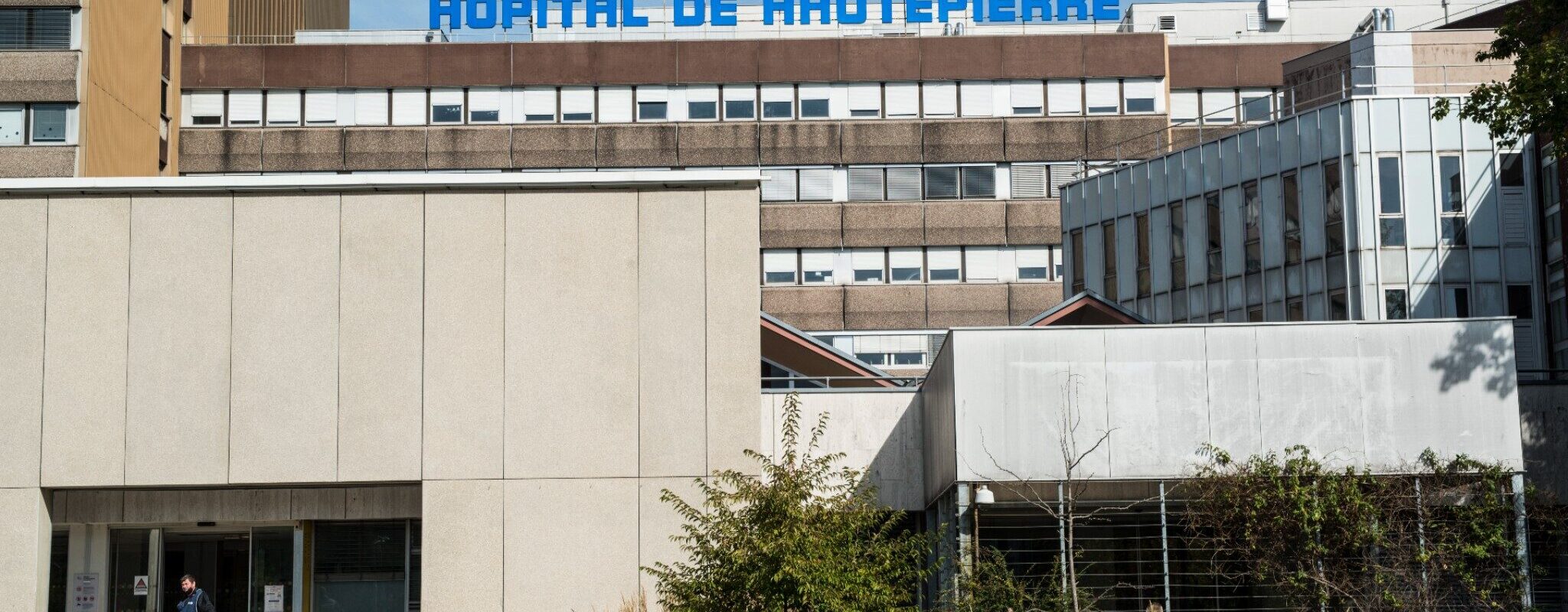 À bout, les internes en chirurgie orthopédique de l’hôpital de Strasbourg cessent le travail