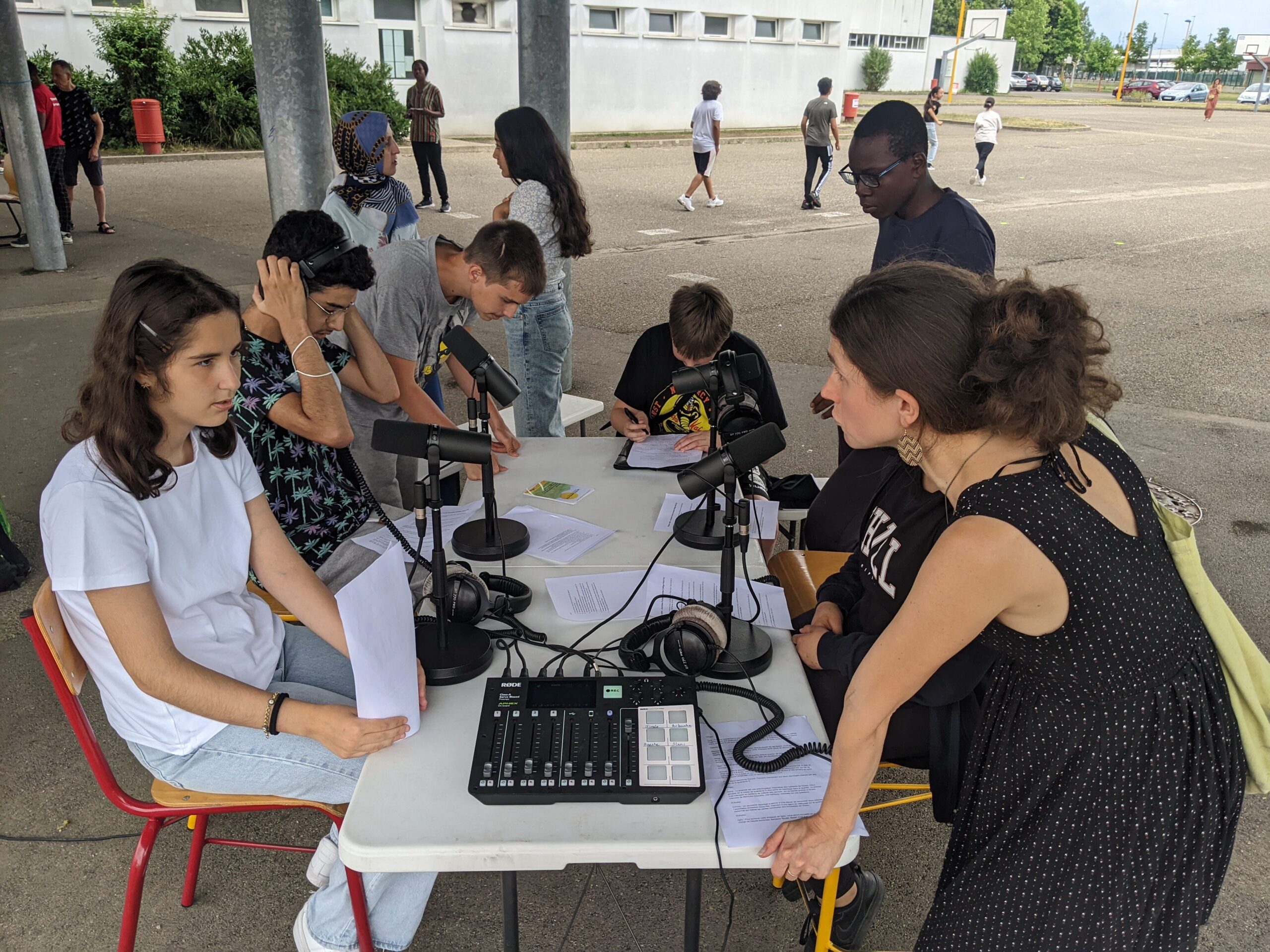 Plateau radio et reportage photo avec les élèves du collège Hans Arp à l’Elsau