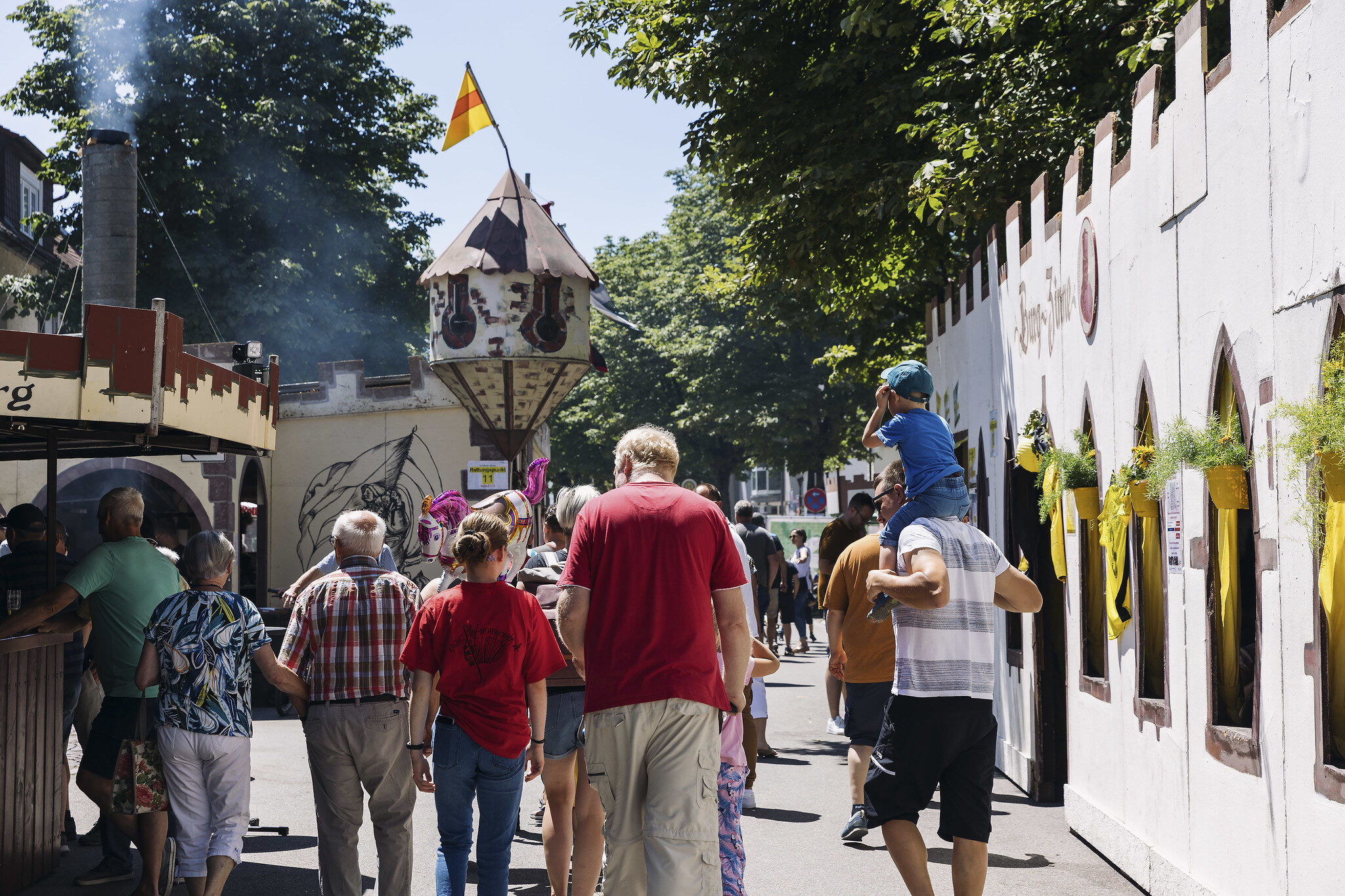 À la Nepomukfest à Neuenburg, la bratwurst rassemble la France et l’Allemagne