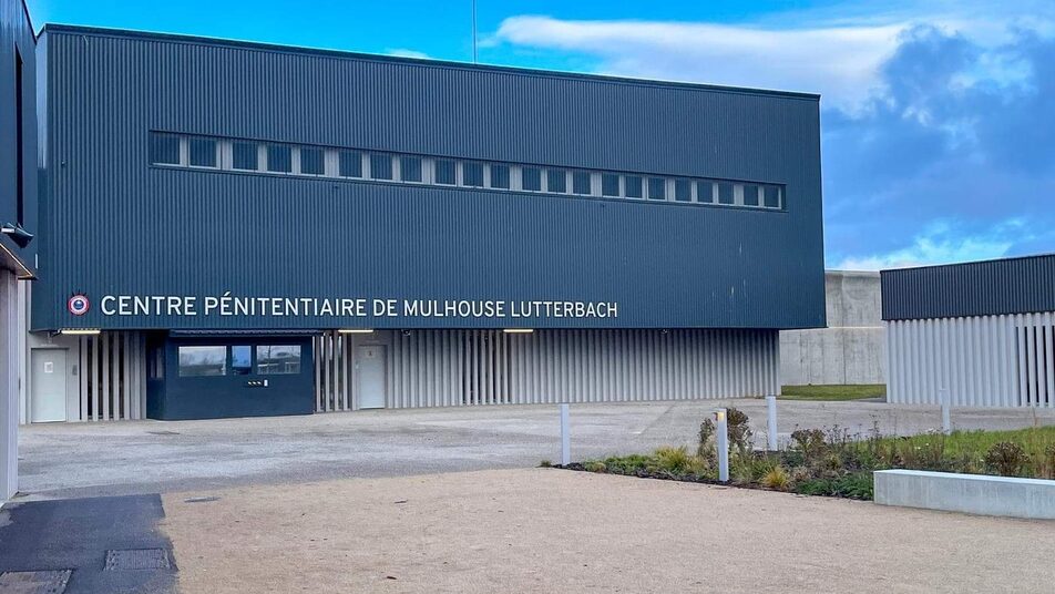 Un an après son ouverture, le centre pénitentiaire de Mulhouse Lutterbach est déjà suroccupé et dysfonctionnel