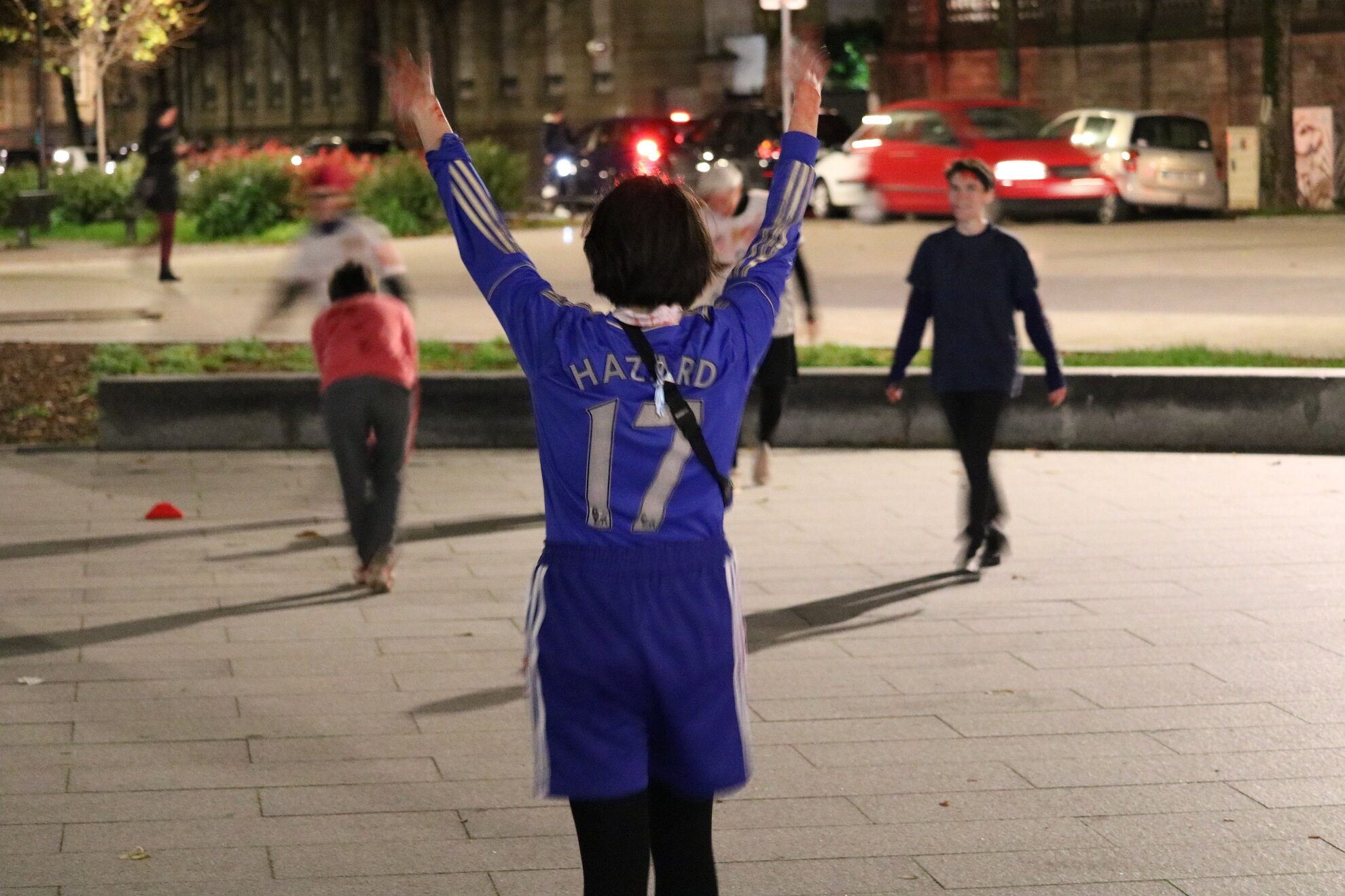 Le collectif Les footeureuxses font une action contre la coupe du monde devant le tribunal