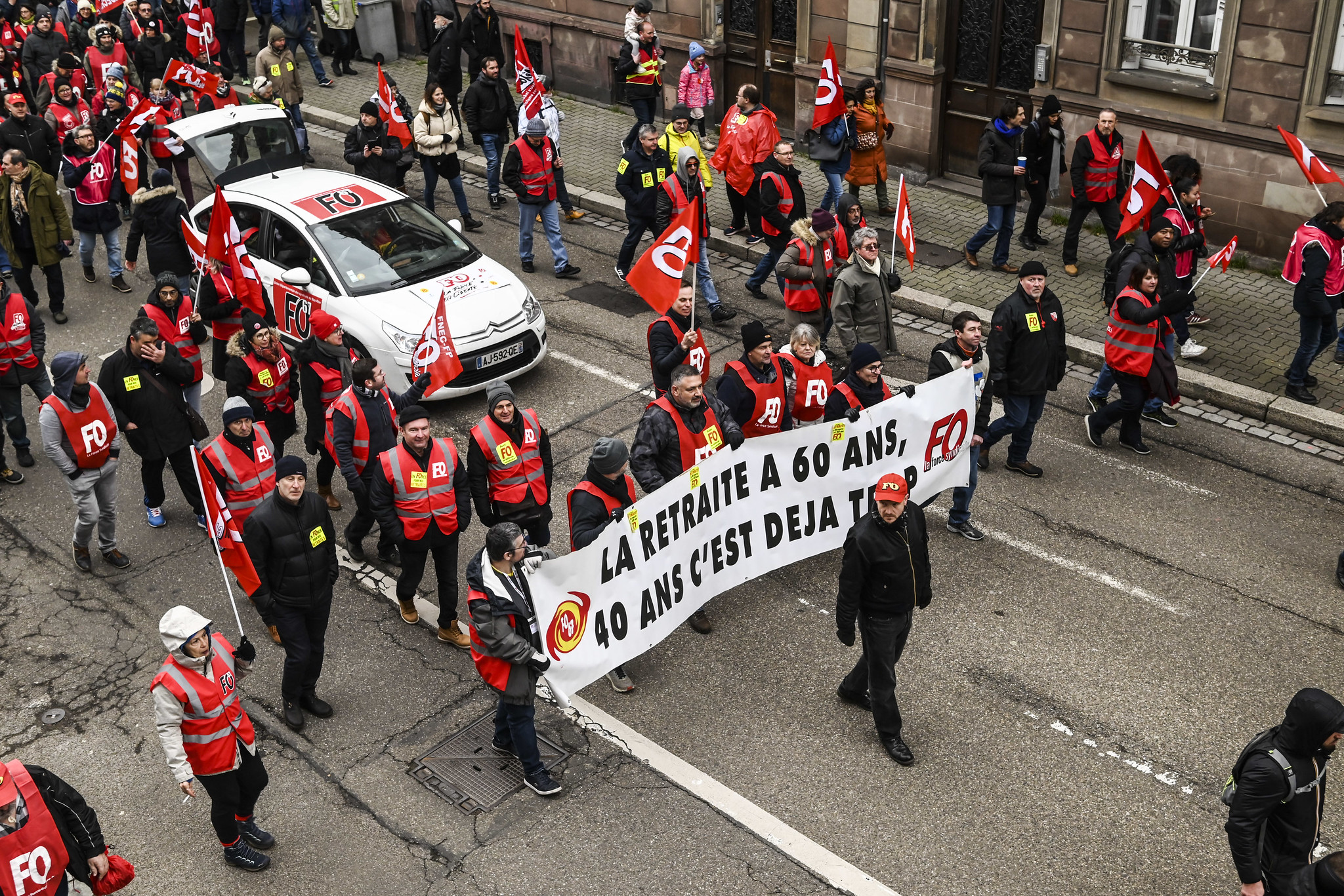 Moins de 10 000 manifestants contre la réforme des retraites ce mardi 7 février