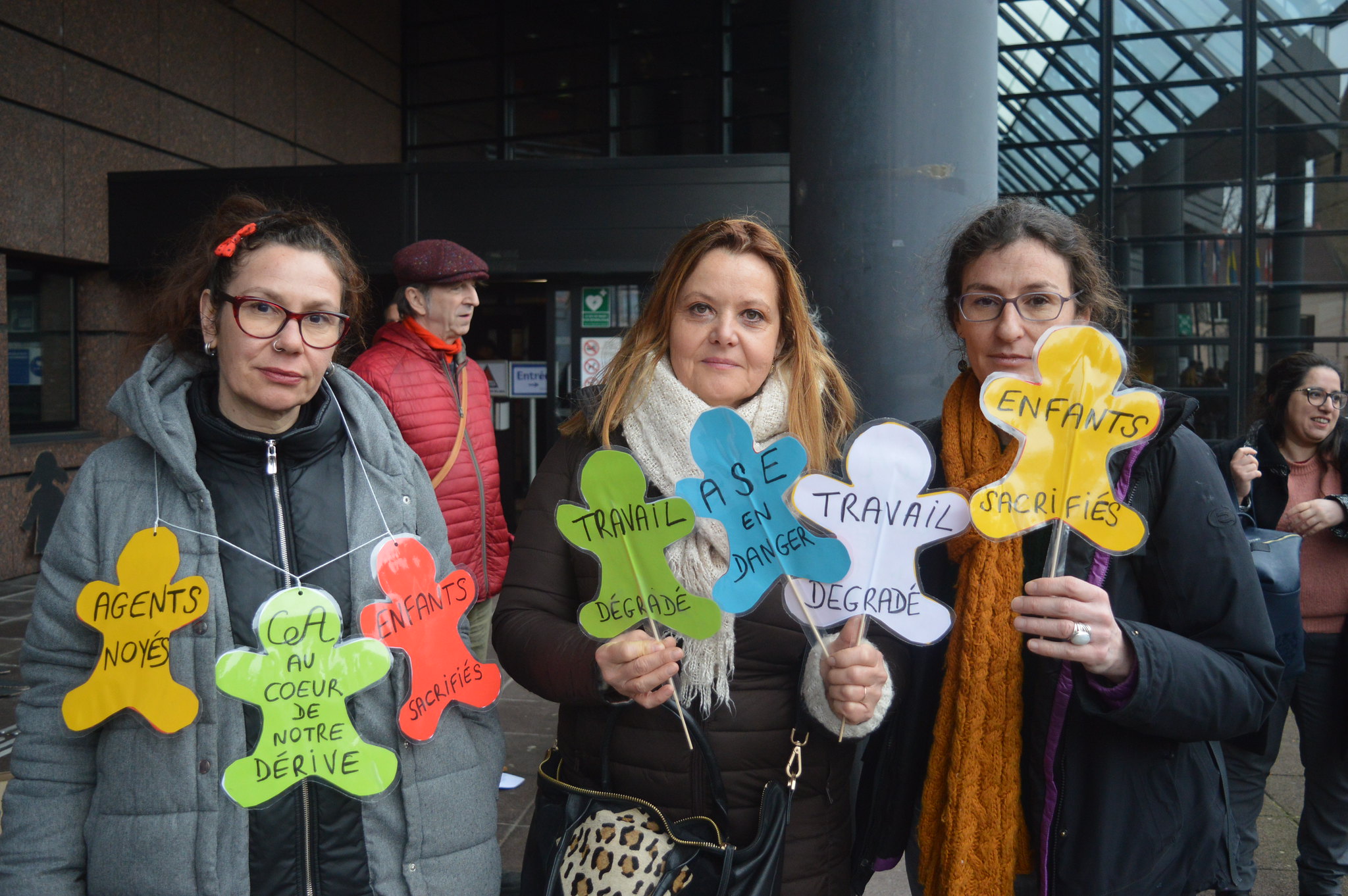 Protection de l’enfance : des éducatrices se mobilisent, la Collectivité d’Alsace augmente le budget