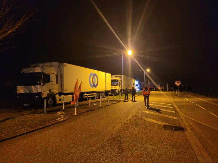 Les camions d’un entrepôt Lidl bloqués à Entzheim par la CFDT