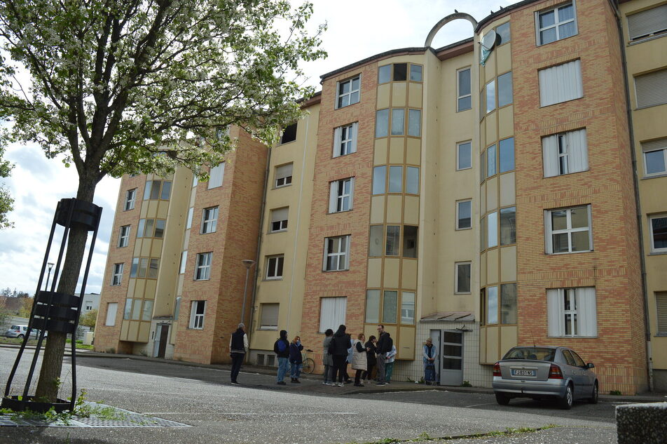 Menacés d’expulsion du squat Bourgogne, des sans-abris occupent deux nouveaux bâtiments au Neuhof