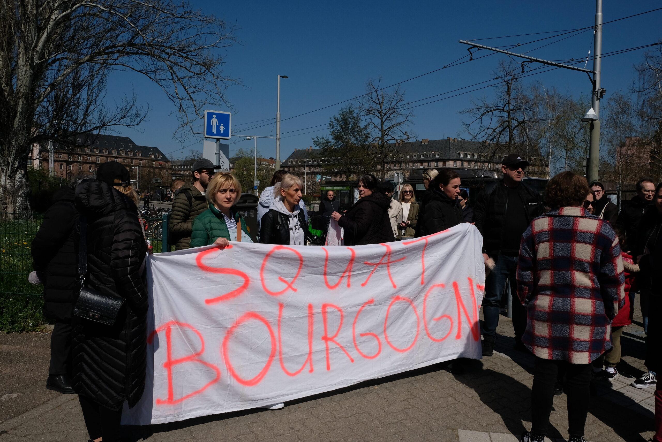 Situation inchangée pour les habitants du squat Bourgogne : « Il y a une vraie détresse, surtout de la part des mamans »