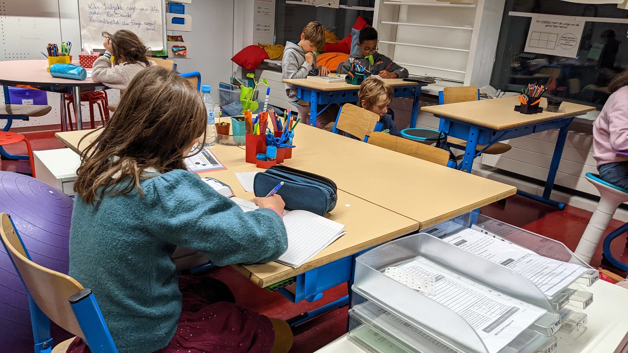 Rentrée 2023 : chaque élève d’école élémentaire a un enseignant grâce aux contractuels et aux repêchés du concours