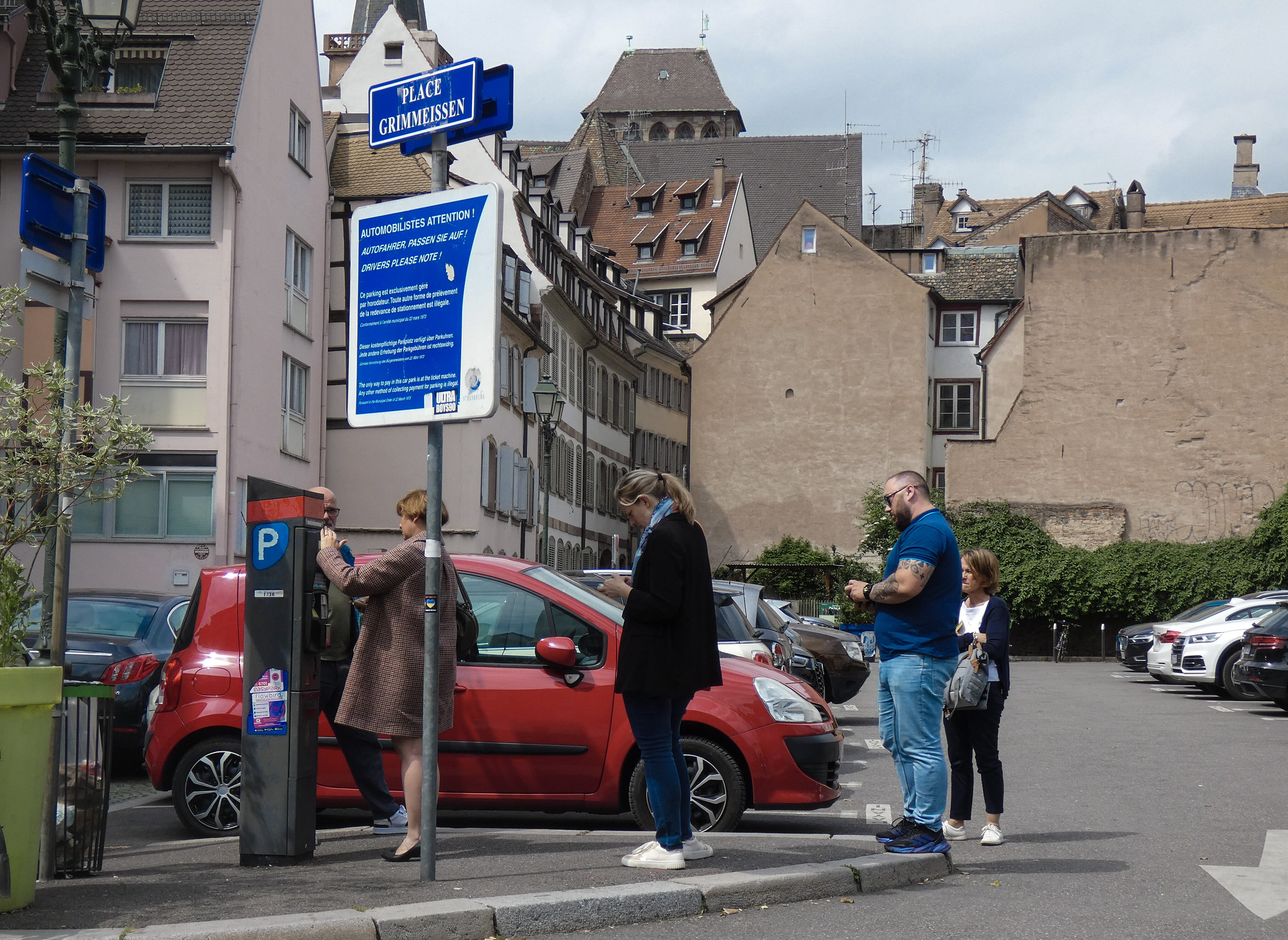 Hausse des prix du stationnement : critiquée, la Ville fait des concessions