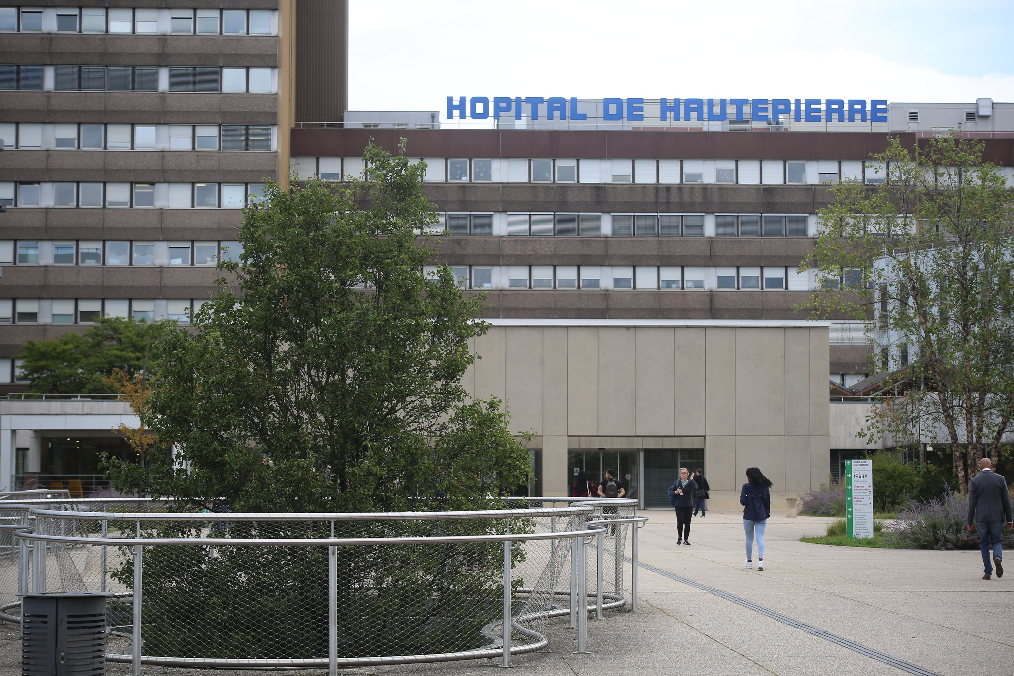 Des professionnels de santé de Strasbourg opposés à une suppression des soins gratuits aux migrants