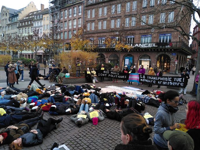 En mémoire des personnes transgenres assassinées, un rassemblement place d’Austerlitz dimanche