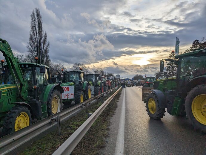 En direct : les agriculteurs lèvent le blocage à Strasbourg