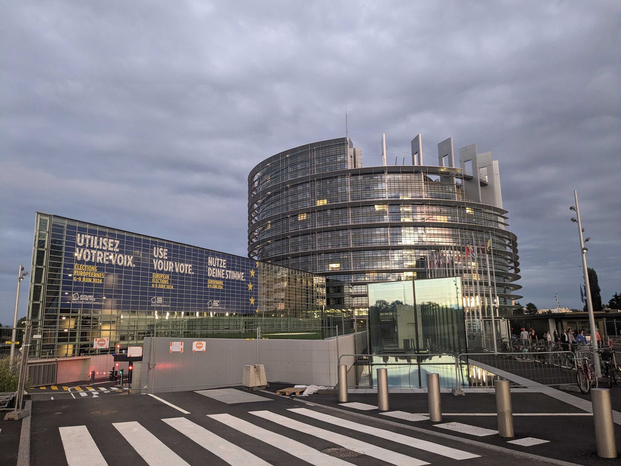 L&rsquo;extrême droite triomphe en Alsace, les insoumis l’emportent à Strasbourg