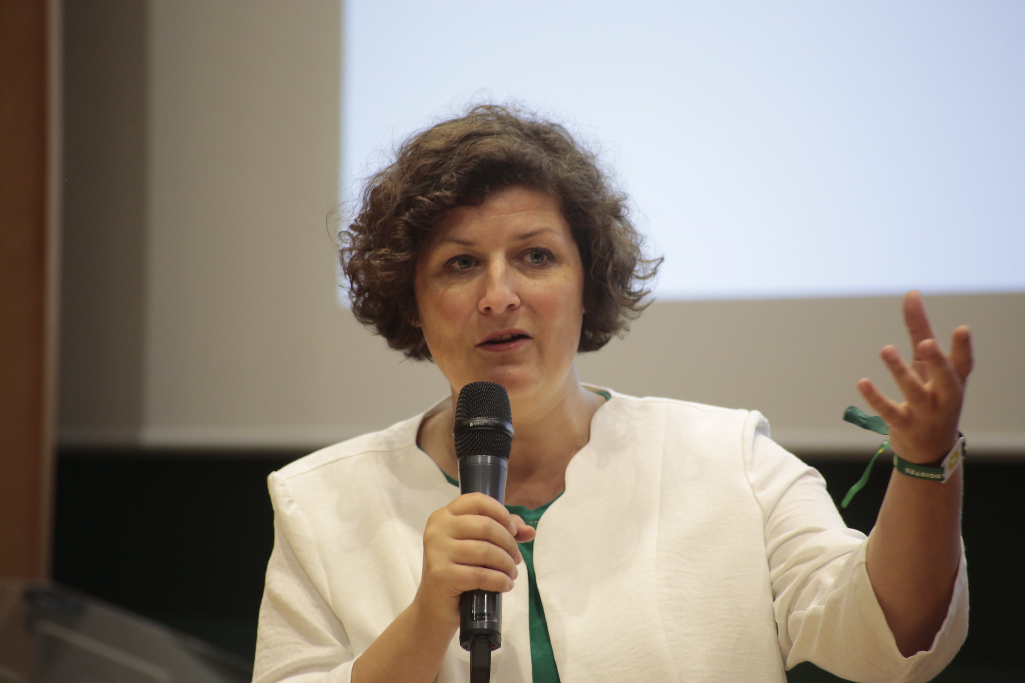 Pour éviter « un drame local », la maire de Strasbourg écrit au Premier ministre