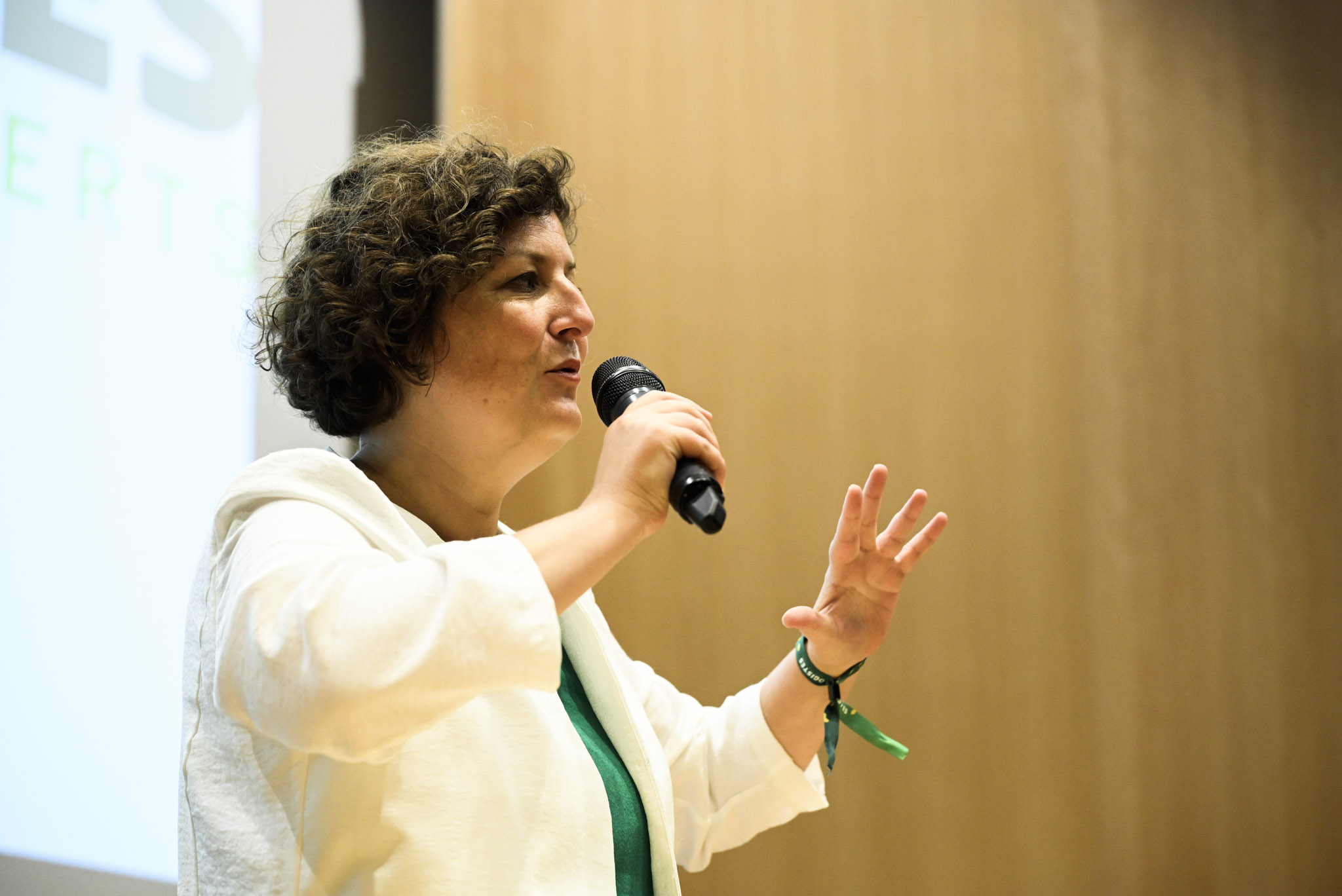 Jeanne Barseghian appelle les militants écolos à ne pas « intérioriser la défaite »