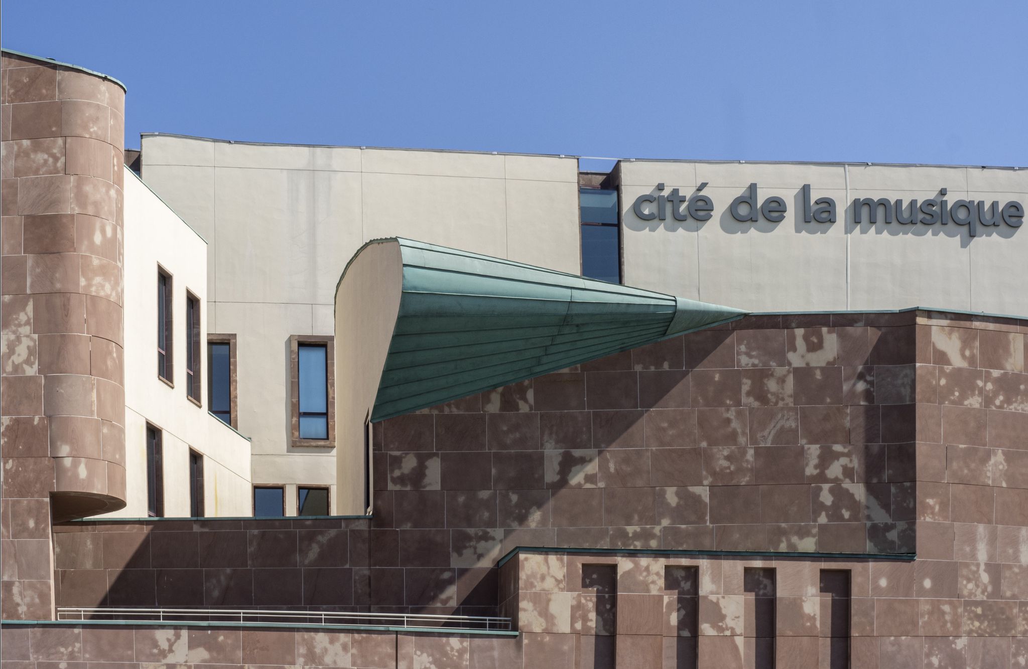 Mis à l’écart en 2023, un professeur du conservatoire retrouve ses élèves