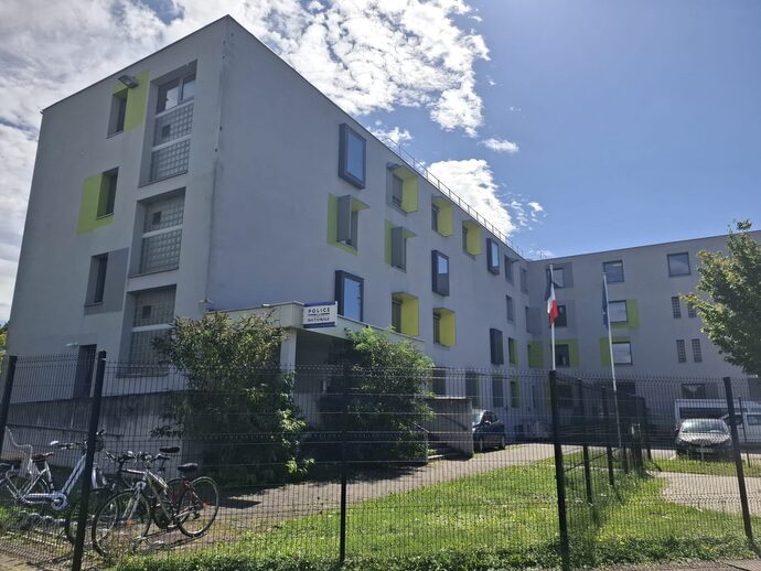 La Cimade dénonce un « lieu de non-droit » pour expulser des familles à l’aéroport d’Entzheim