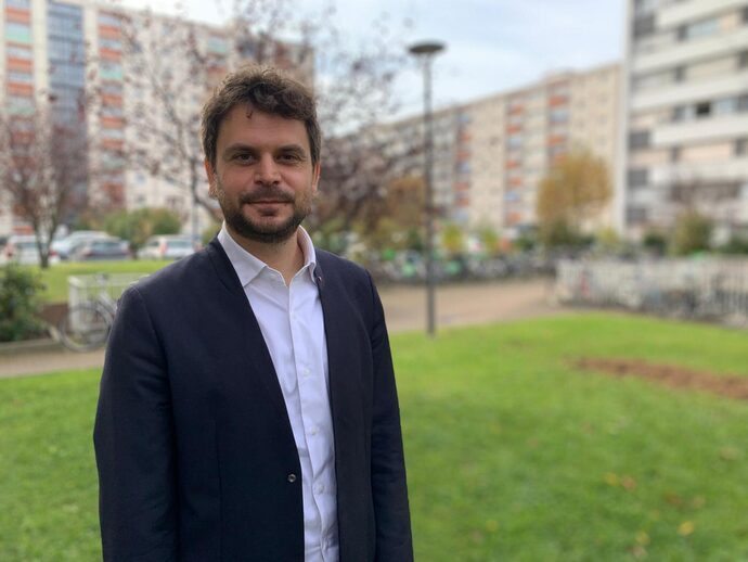 Gratuité des transports, encadrement des loyers… L’Insoumis Florian Kobryn a dévoilé son programme
