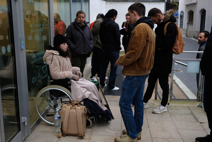 Des fonctionnaires du rectorat soutiennent Vanessa, en grève de la faim