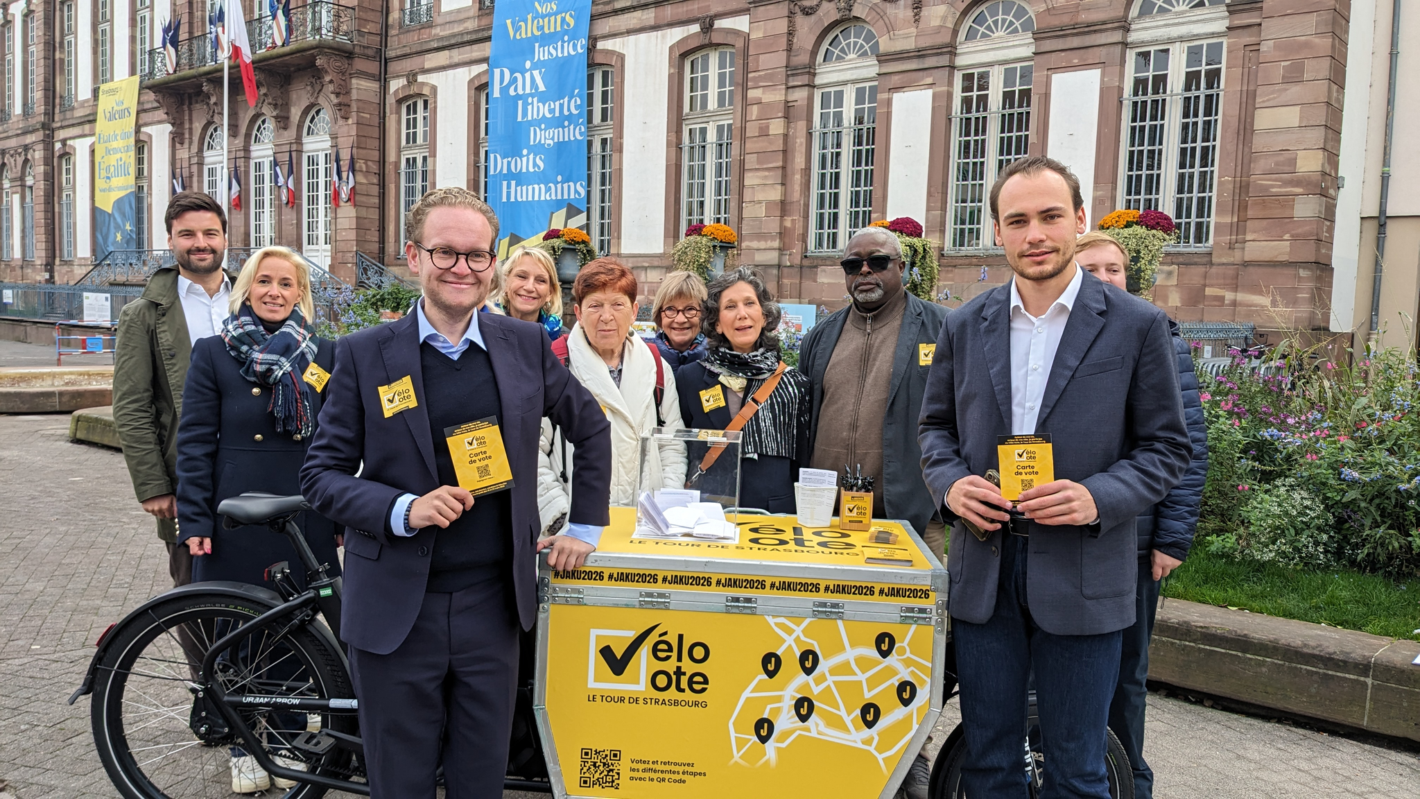 Pierre Jakubowicz se lance à vélo à la conquête de nouveaux électeurs