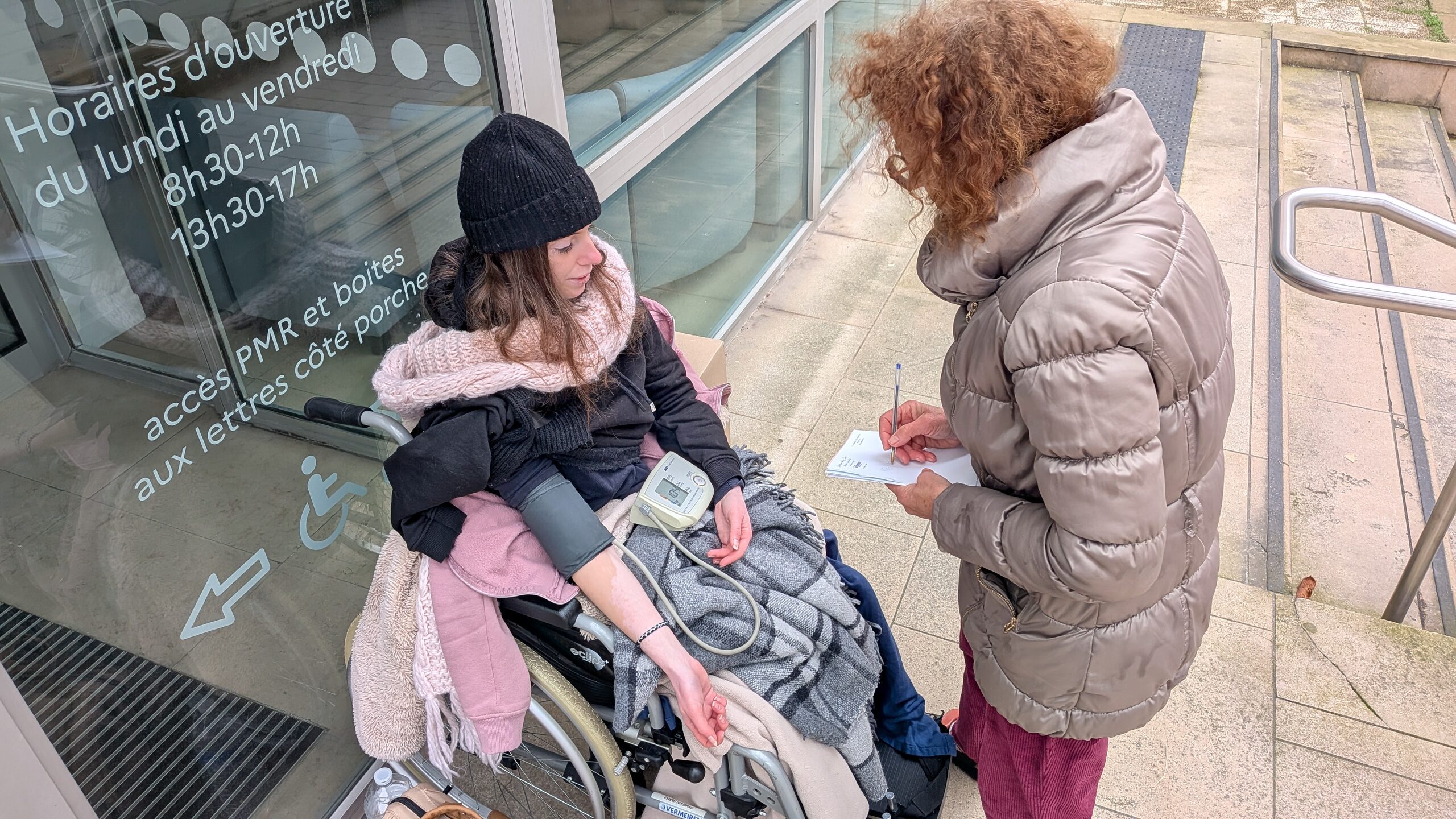 Monsieur le recteur, des professeurs manquent et vous laissez Vanessa en grève de la faim