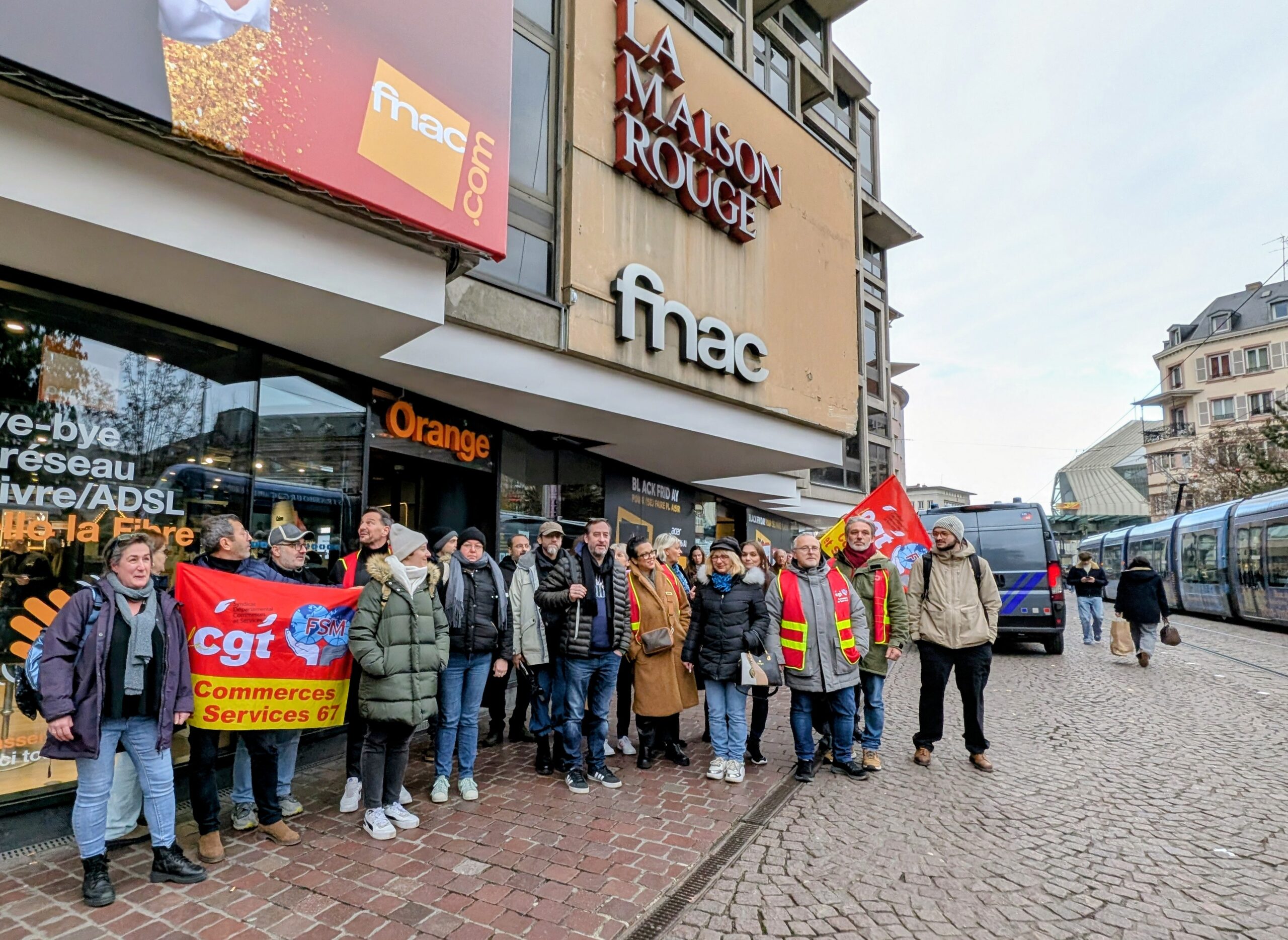 Grève express à la Fnac : « ici, on est tous précaires »