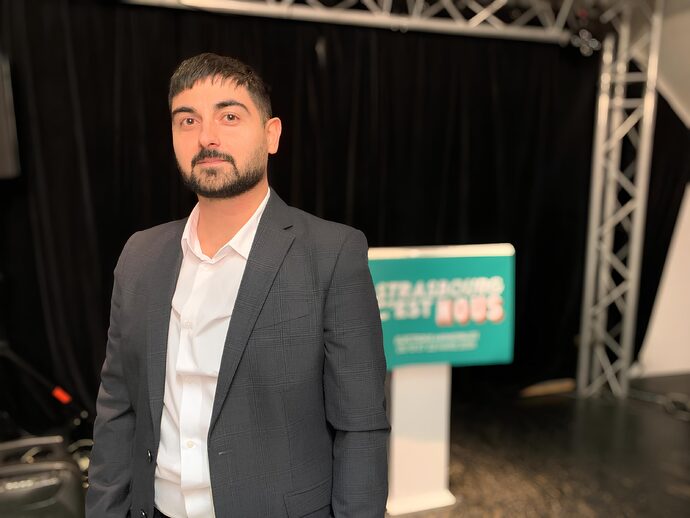 Transports gratuits, police désarmée : Cem Yoldas lance sa campagne à Strasbourg