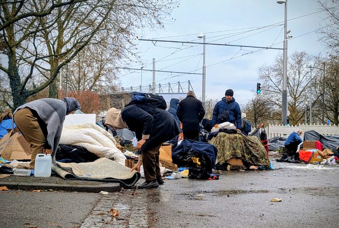 Rassemblement pour une famille à la rue samedi 7 février