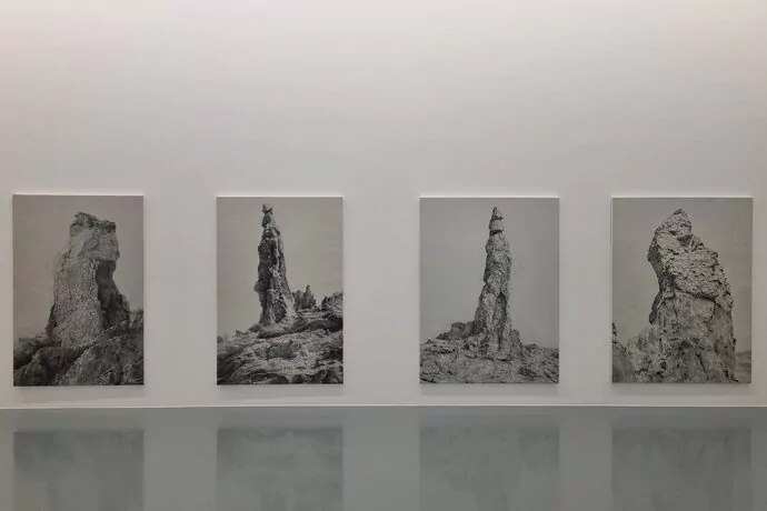 Tuiles blanches, jeux d&rsquo;échecs et ruines au FRAC Lorraine