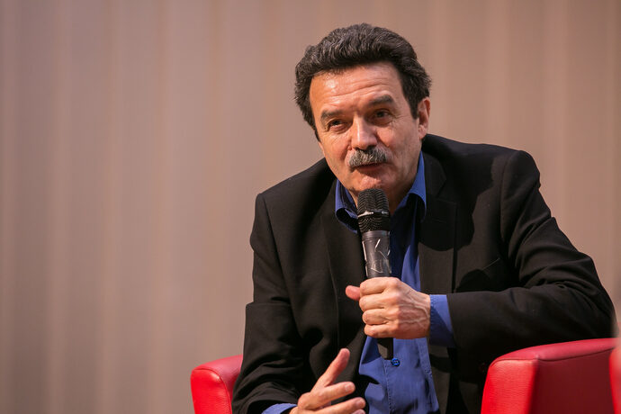 Edwy Plenel : « L’élection ne suffit pas à faire la démocratie »