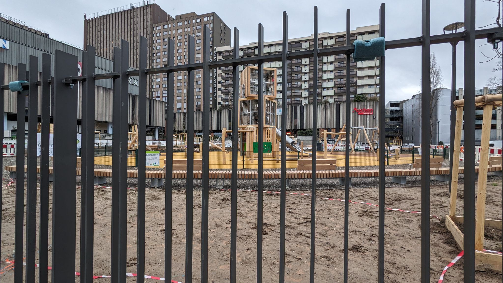 Libérer l’espace public, belle ambition sauf si c’est pour l’emprisonner