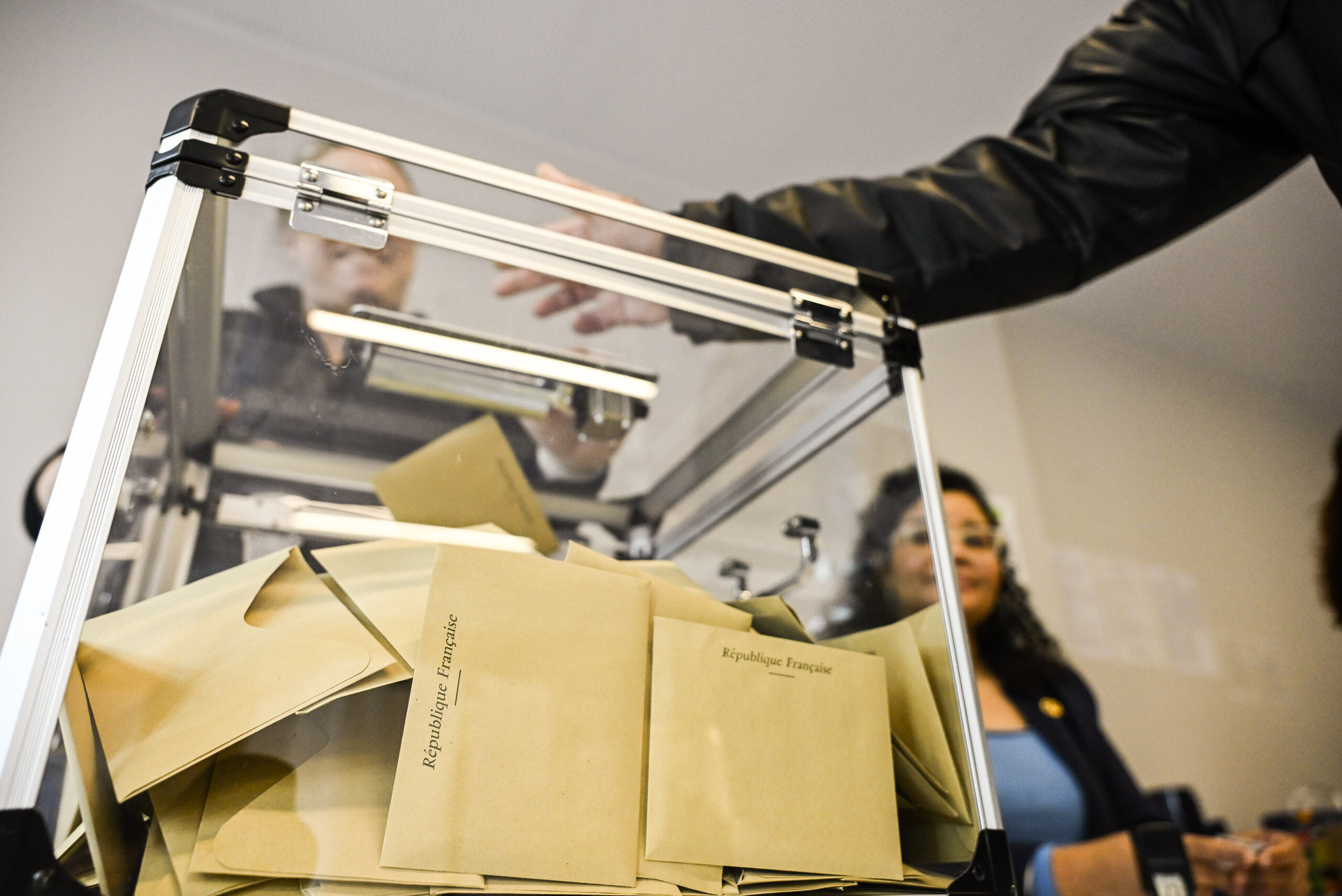 Participation en nette hausse, le premier tour des élections municipales en direct