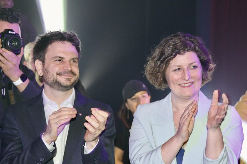 La gauche veut convaincre que son union peut gouverner